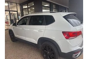 $18778 : Volkswagen Taos 2022 SEL 4dr thumbnail
