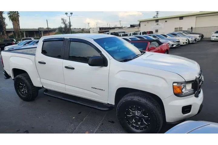 $18999 : 2019 GMC Canyon image 9