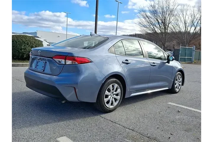 $21790 : Toyota Corolla 2024 LE 4dr S image 6