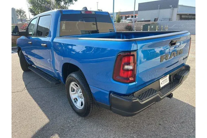 $38995 : Ram 1500 2025 image 3