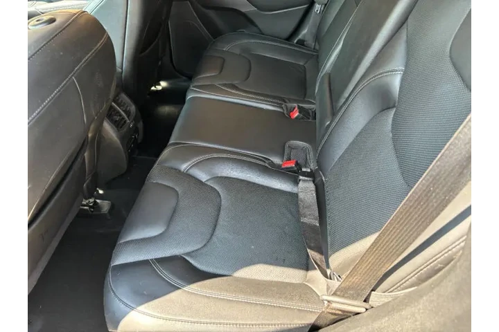 $19500 : 2020 Cherokee Limited image 8