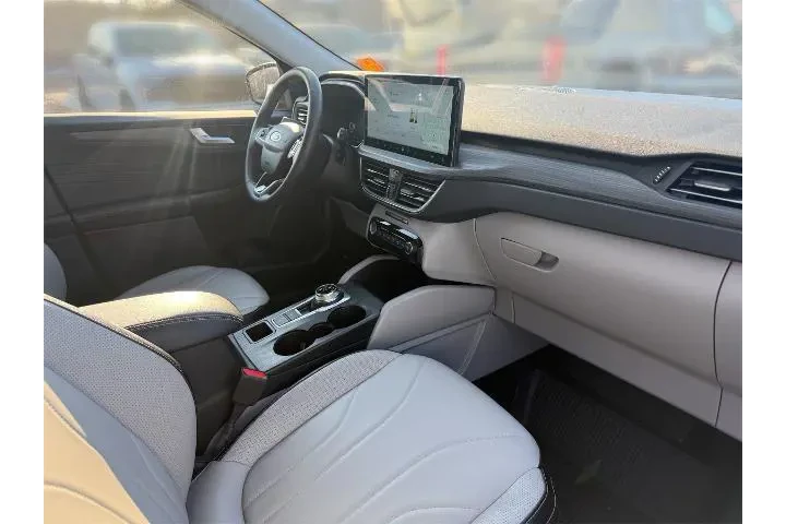 $36988 : Ford Escape 2025 AWD Platinu image 7