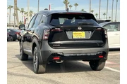 $27445 : Nissan Kicks 2026 SV 4dr Cro thumbnail