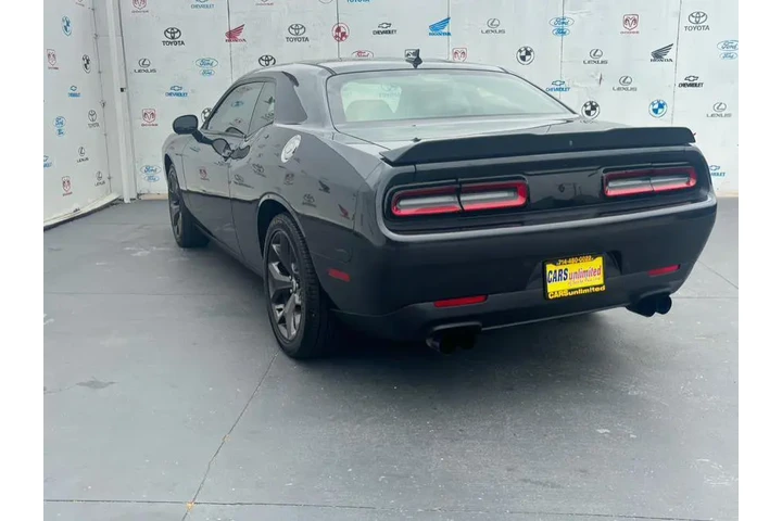 $22995 : 2018 Challenger SXT Plus RWD image 3