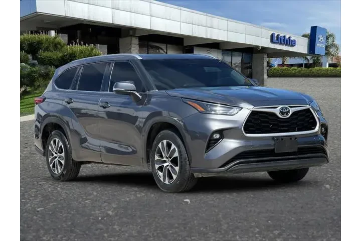 $28999 : Toyota Highlander 2022 XLE 4 image 9
