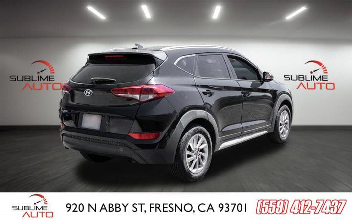 2018 TUCSON image 6