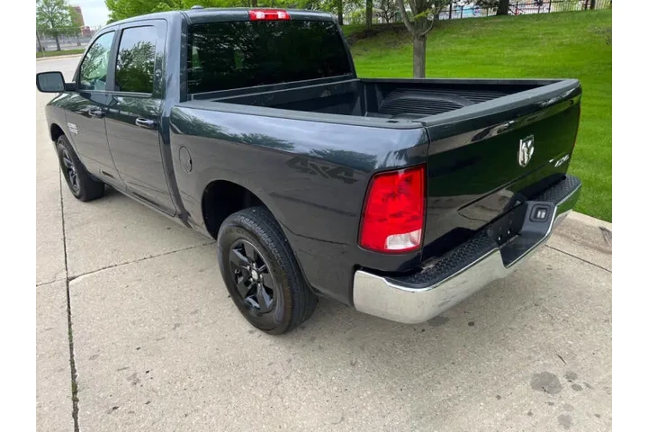 $23997 : 2021 RAM 1500 Classic SLT image 10