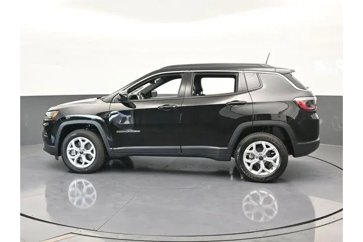 $22990 : Jeep Compass 2025 4x4 Latitu image 3
