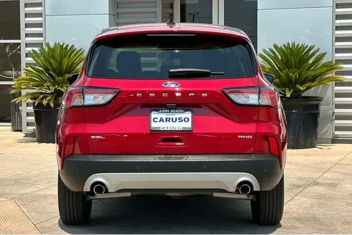 $22475 : Ford Escape 2022 AWD SEL 4dr image 4