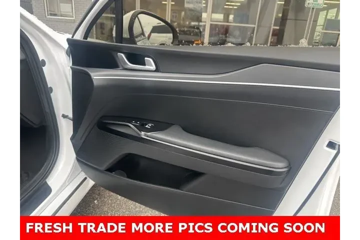 $23195 : Kia K5 2023 LXS 4dr Sedan image 8