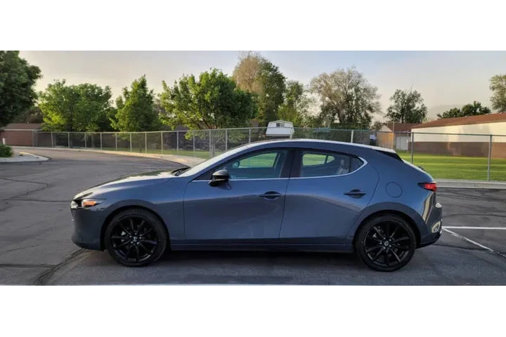 $21300 : 2023 3 Hatchback 2.5 S Carbon image 6