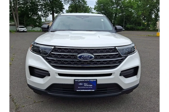 $33500 : Ford Explorer 2024 AWD XLT 4 image 2