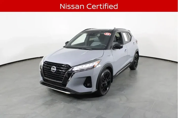 $17587 : Nissan Kicks 2023 SR 4dr Cro image 2