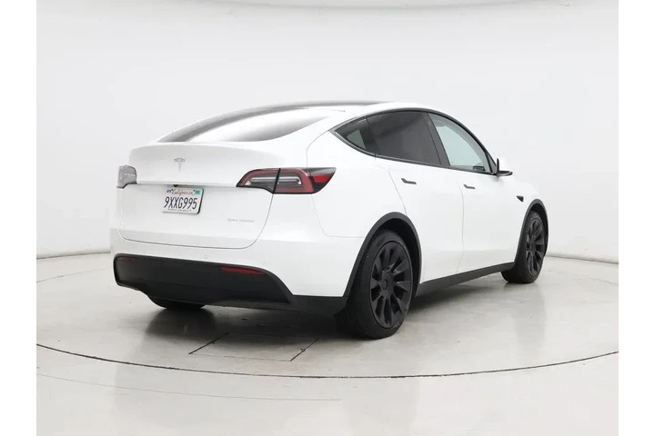 $33998 : Tesla Model Y 2021 AWD Long image 8