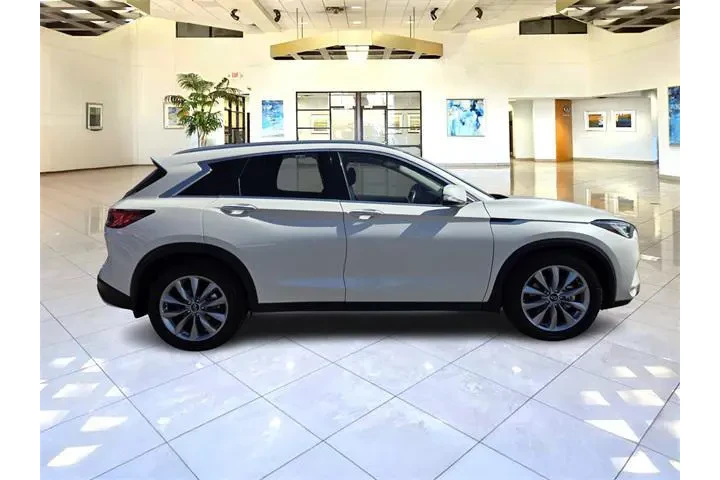 $27800 : INFINITI QX50 2022 AWD Luxe image 8
