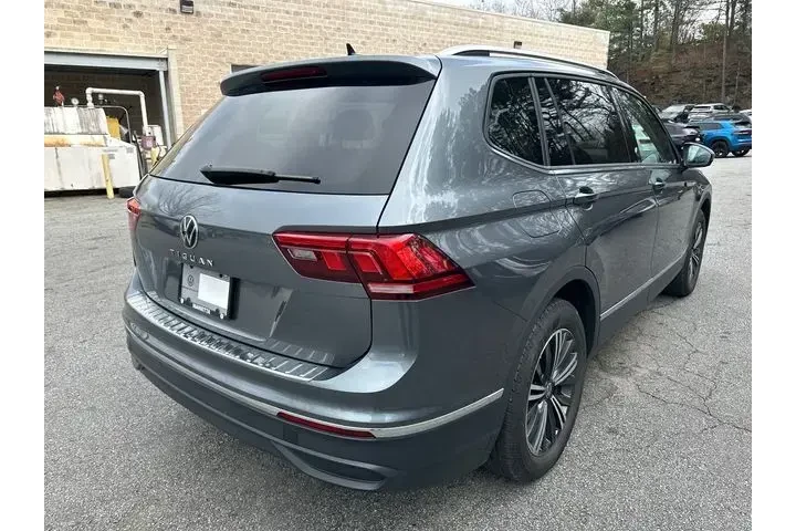 $21978 : Volkswagen Tiguan 2024 Wolfs image 5