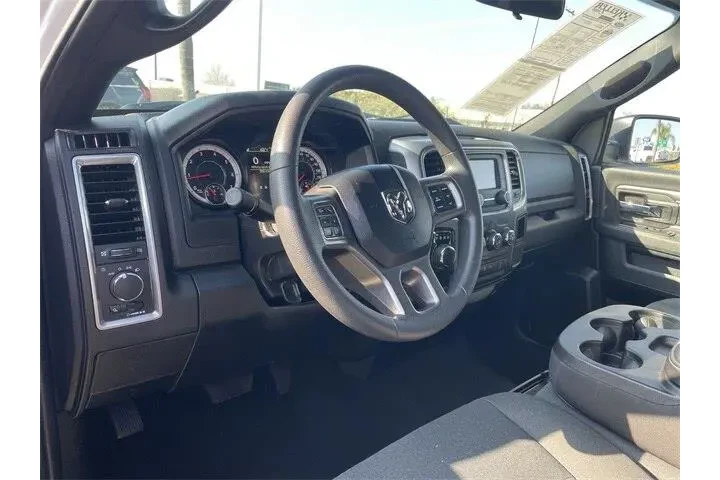 $27767 : Ram 1500 Classic 2024 4x2 SL image 10