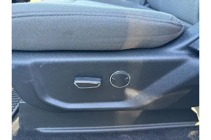 $24616 : Ford F-150 2018 4x2 XLT 4dr image 7