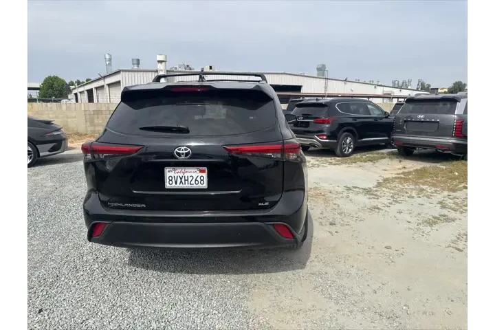 $32999 : Toyota Highlander 2021 XLE 4 image 6