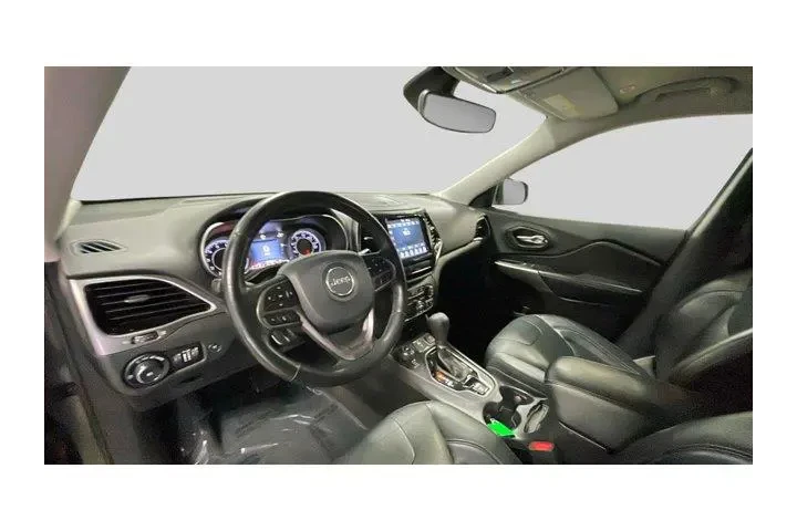 $16842 : Jeep Cherokee 2019 4x4 High image 10