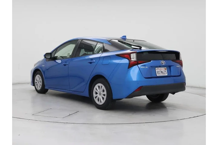 $23998 : Toyota Prius 2022 LE 4dr Hat image 2