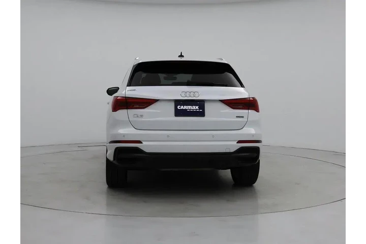 $28998 : Audi Q3 2022 AWD quattro S l image 6