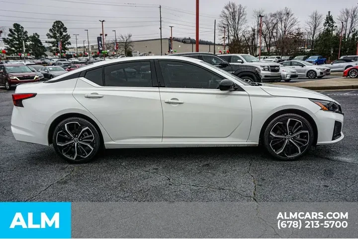 $18920 : Nissan Altima 2024 2.5 SR 4d image 9