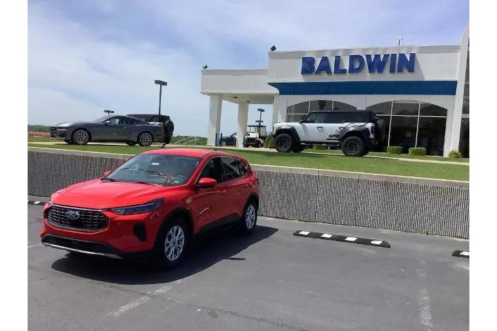 $29950 : Ford Escape 2024 AWD Active image 3