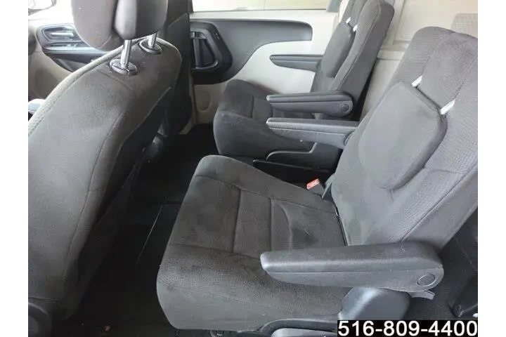 $9947 : Chrysler Town and Country 20 image 10