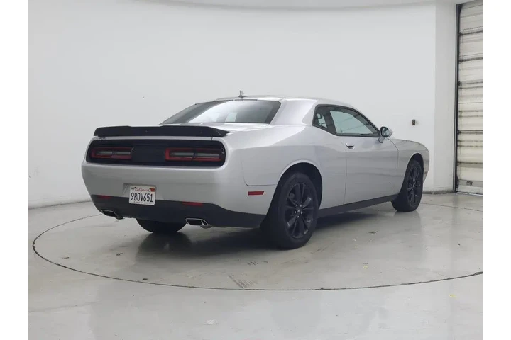 $23998 : Dodge Challenger 2022 AWD SX image 8