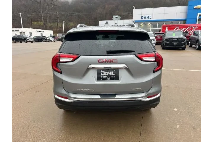 $26900 : GMC Terrain 2024 AWD SLT 4dr image 5