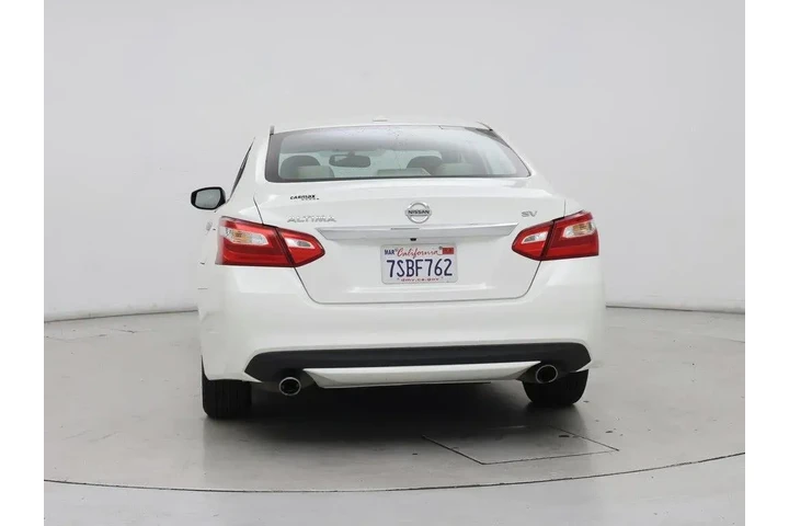 $13998 : Nissan Altima 2016 2.5 SV 4d image 6