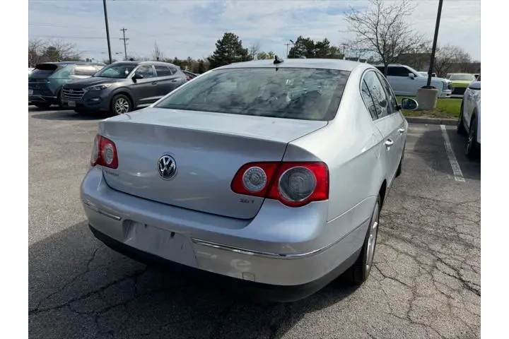 $3766 : Volkswagen Passat 2009 Komfo image 4
