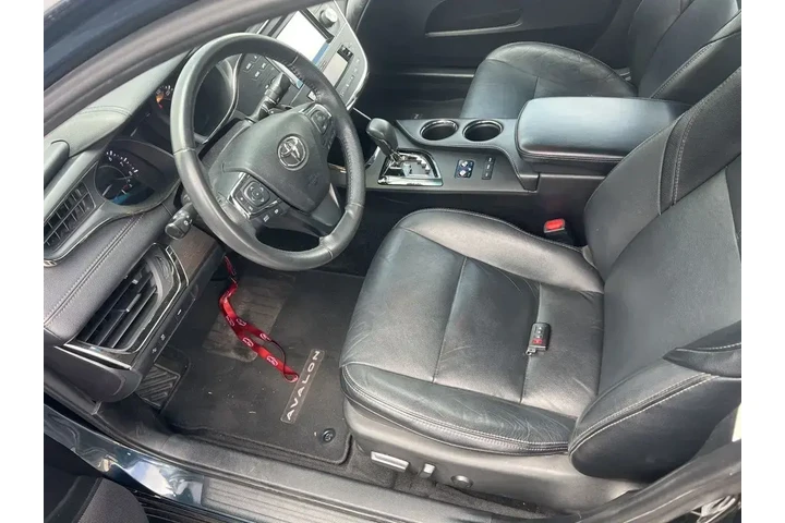 $16500 : Toyota Avalon 2018 Limited 4 image 6