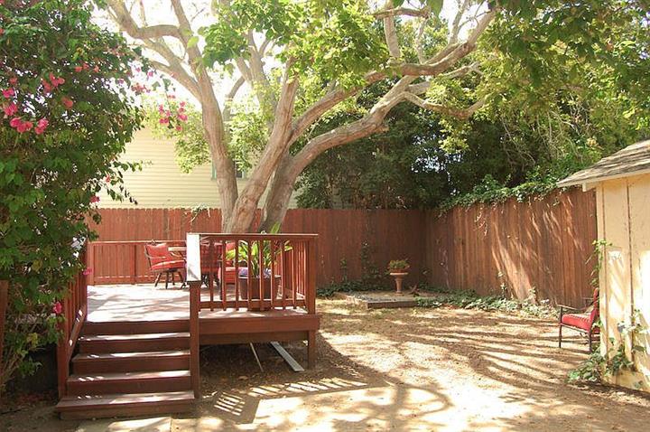 $750 : 1601 Gillespie St, Santa Barba image 7