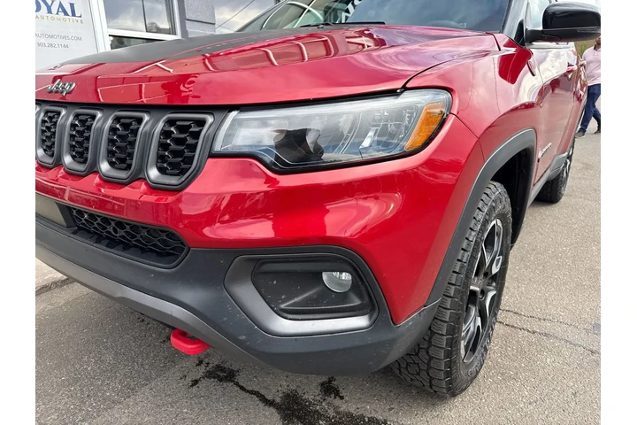 $24995 : 2025 Compass Trailhawk 4x4 image 7