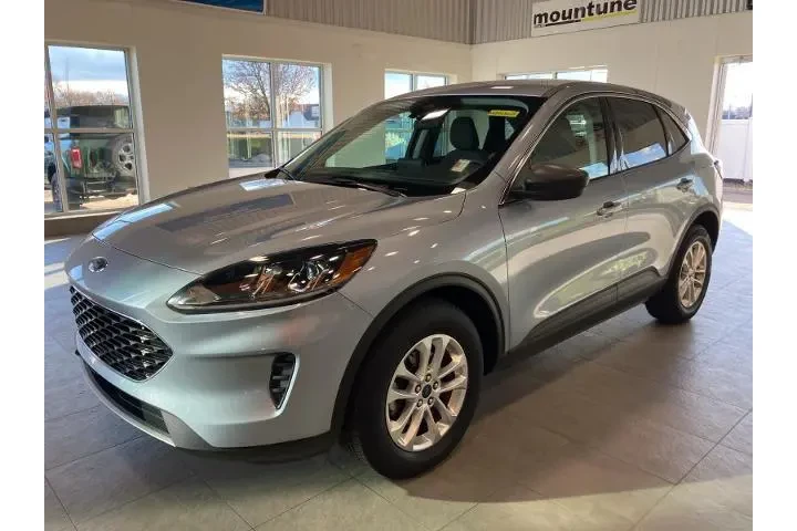 $20595 : Ford Escape 2022 AWD SE 4dr image 1