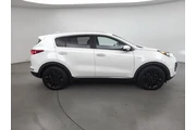 $14998 : Kia Sportage 2018 AWD EX 4dr thumbnail