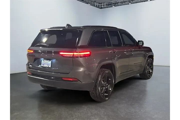 $33880 : Jeep Grand Cherokee 2024 4x4 image 5