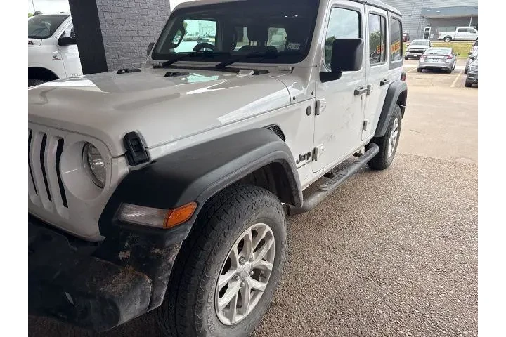 $20540 : Jeep Wrangler 2023 4x4 Sport image 2
