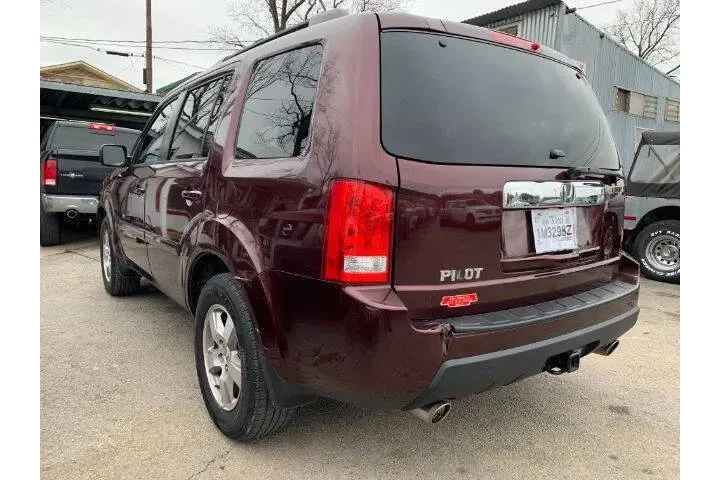 $17995 : 2011 Pilot EX-L image 6
