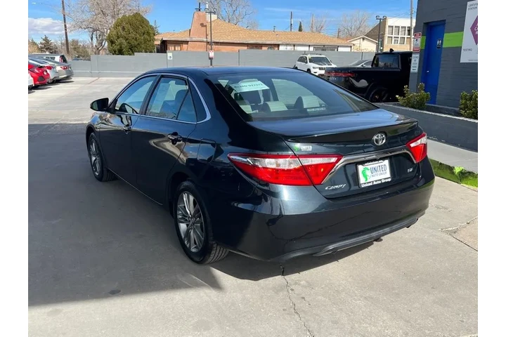 2017 Camry LE image 7