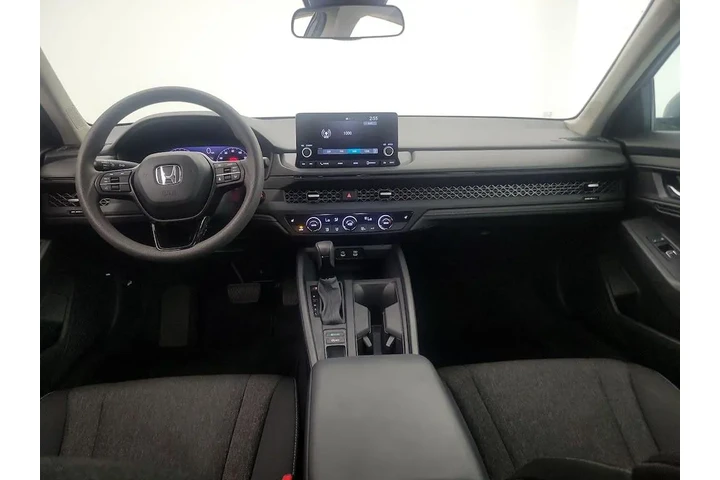 $27998 : Honda Accord 2024 EX 4dr Sed image 9