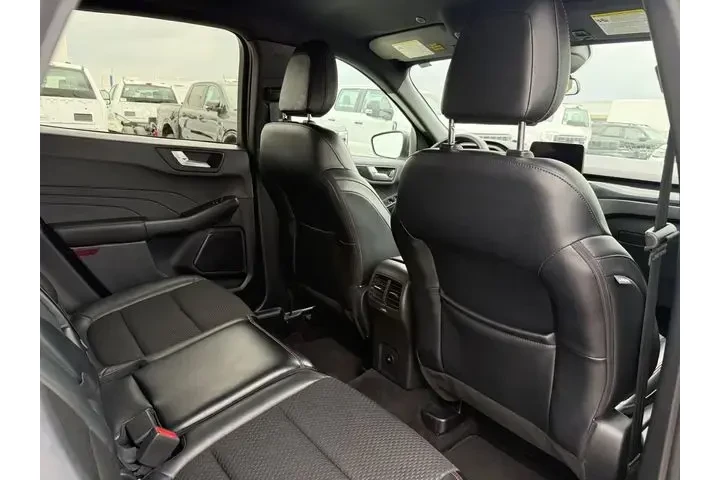 $21541 : Ford Escape 2025 ST-Line 4dr image 7