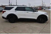 $35990 : Ford Explorer 2023 AWD ST-Li thumbnail