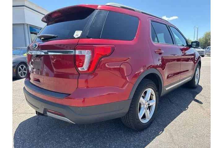$17998 : Ford Explorer 2019 XLT 4dr S image 5