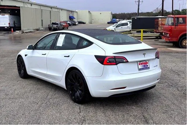 $23977 : Tesla Model 3 2022 AWD Perfo image 8