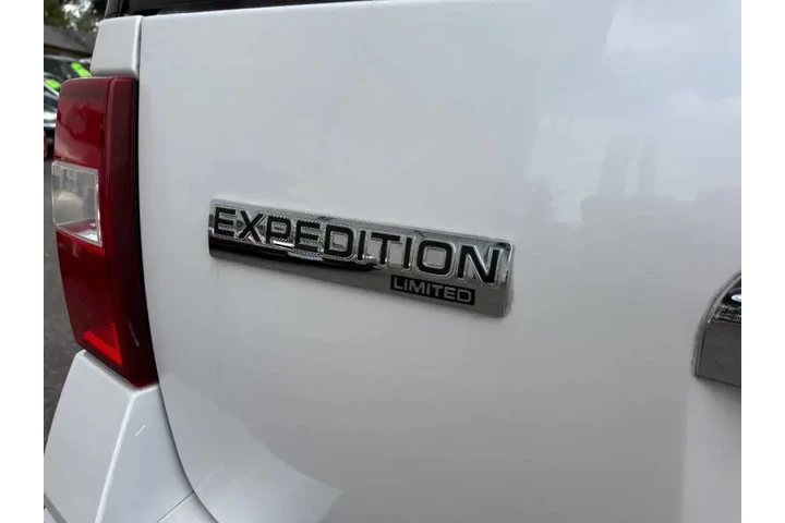 $7998 : 2010 Expedition Limited image 9