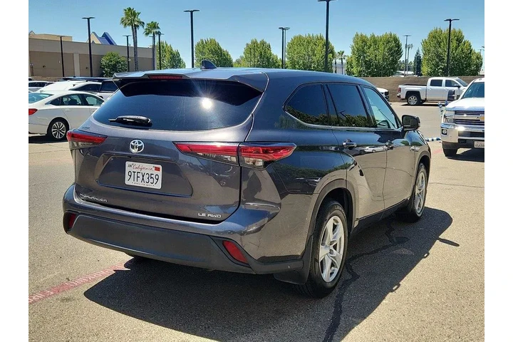 $25998 : Toyota Highlander 2021 AWD L image 5