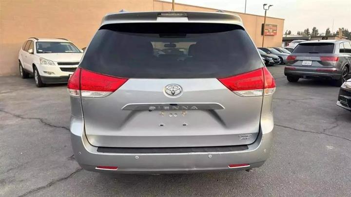 $15888 : 2014 TOYOTA SIENNA image 6